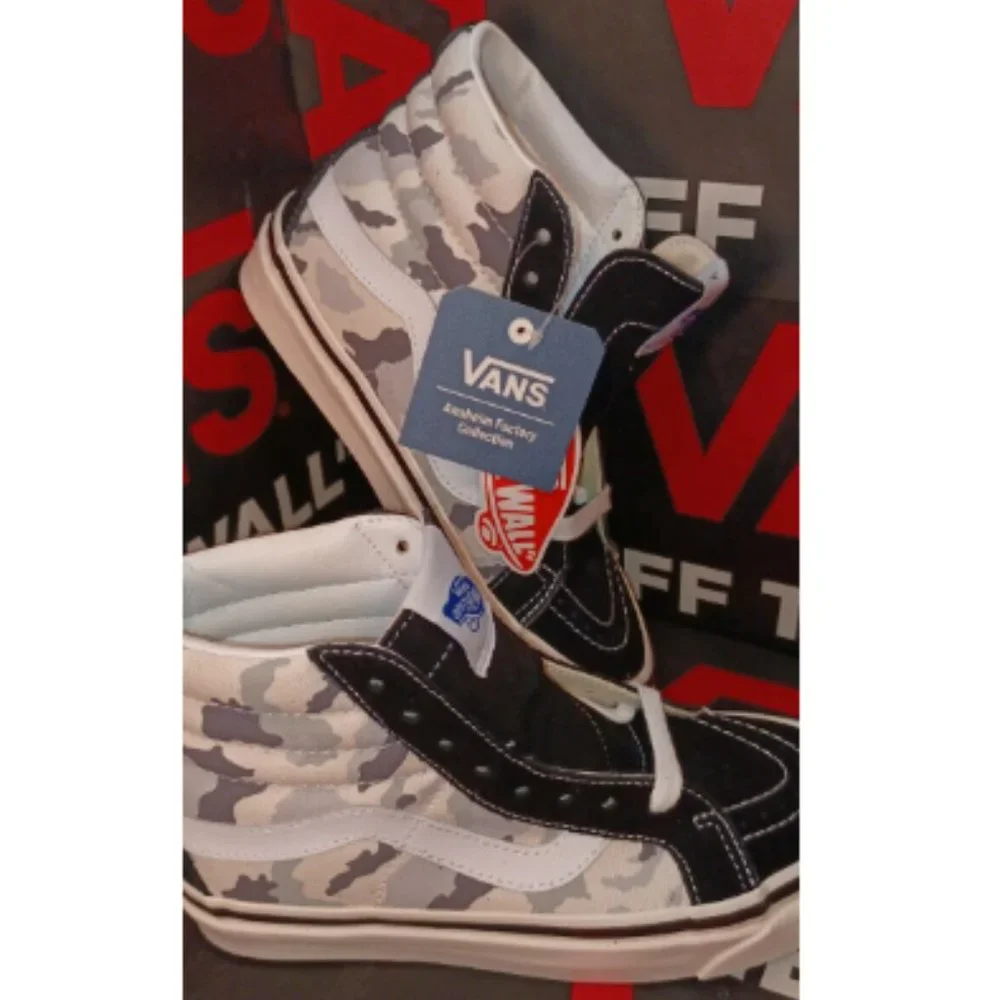 Vans Sk8-Hi 38 Dx Anaheim Factory Camo/Gray Men's 3.5/Women's 5 VNOA38GFV7G